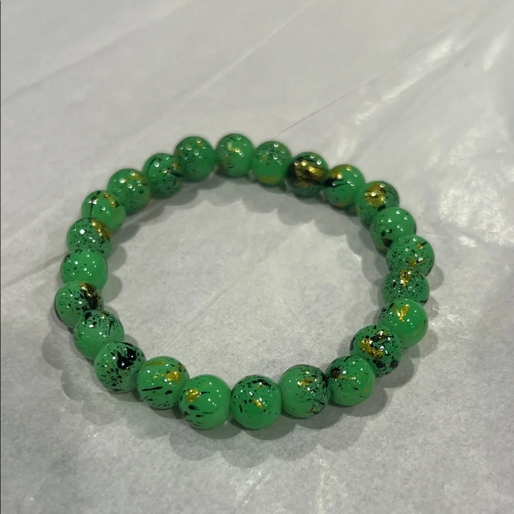 Vibrant Green and Gold Speckled Bracelet